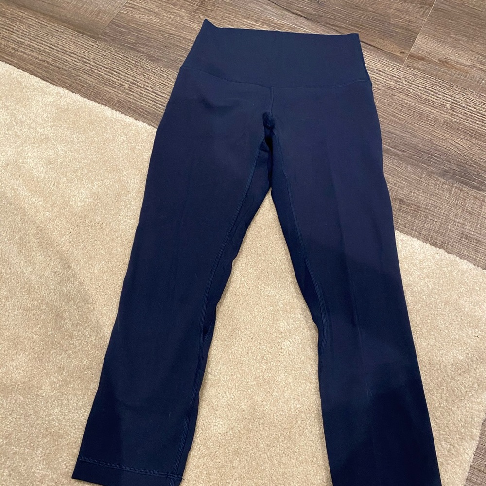 Lululemon Align leggings 21” true navy size 6